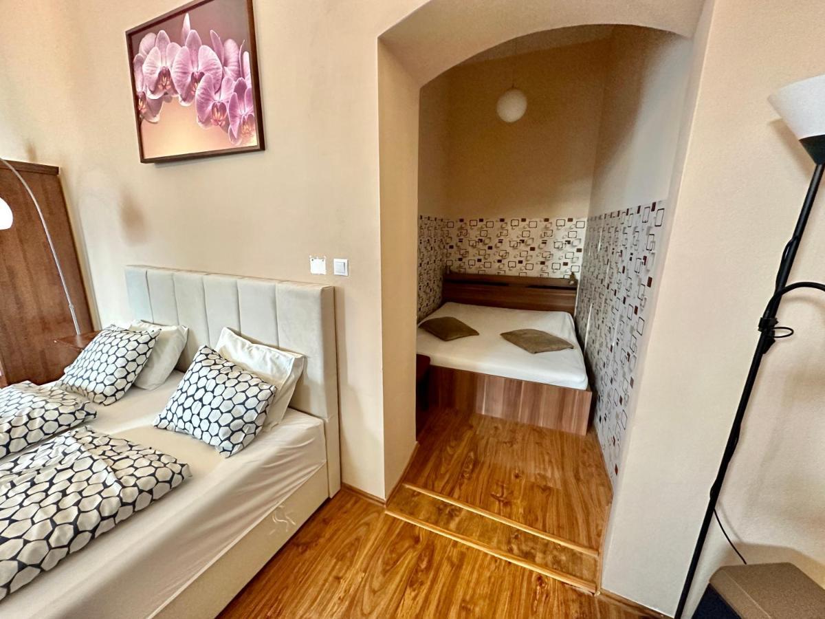 פופראד Home Away Main Square Apartment מראה חיצוני תמונה